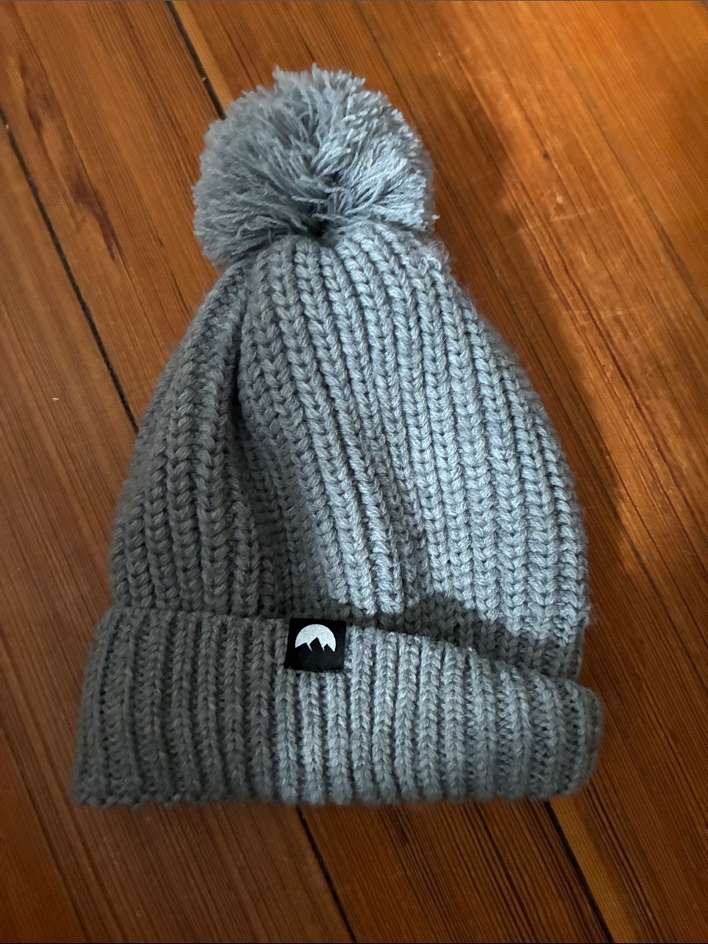 Crane grey beanie